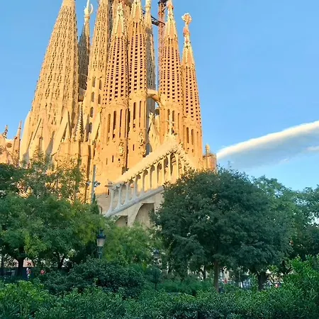 Appartement Basic Interior Sagrada Familia Excellent For Exploring Very Good Location *