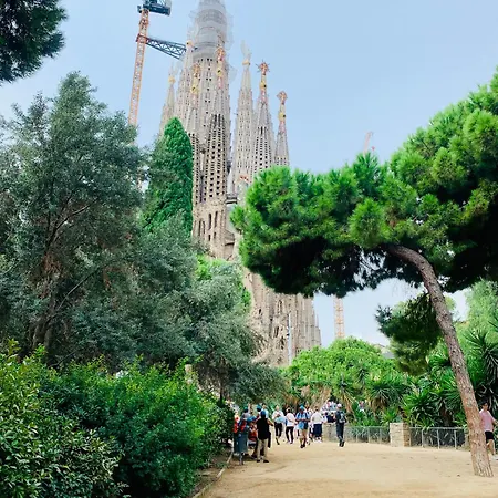 Apartament Basic Interior Sagrada Familia Excellent For Exploring Very Good Location
