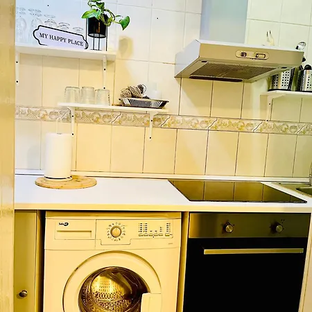 Basic Interior Sagrada Familia Excellent For Exploring Very Good Location Appartement *