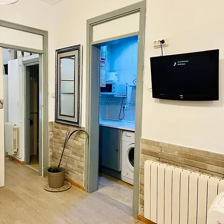 Basic Interior Sagrada Familia Excellent For Exploring Very Good Location Appartement *