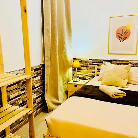 Basic Interior Sagrada Familia Excellent For Exploring Very Good Location Appartement *