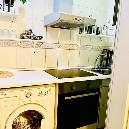 Basic Interior Sagrada Familia Excellent For Exploring Very Good Location