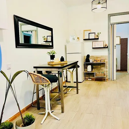 Basic Interior Sagrada Familia Excellent For Exploring Very Good Location Barcelone