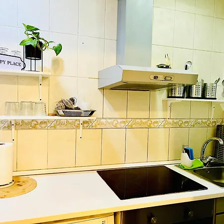 Basic Interior Sagrada Familia Excellent For Exploring Very Good Location Appartement Barcelone