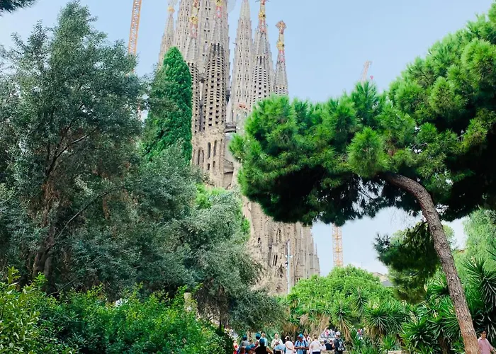 Апартаменты Basic Interior Sagrada Familia Excellent For Exploring Very Good Location