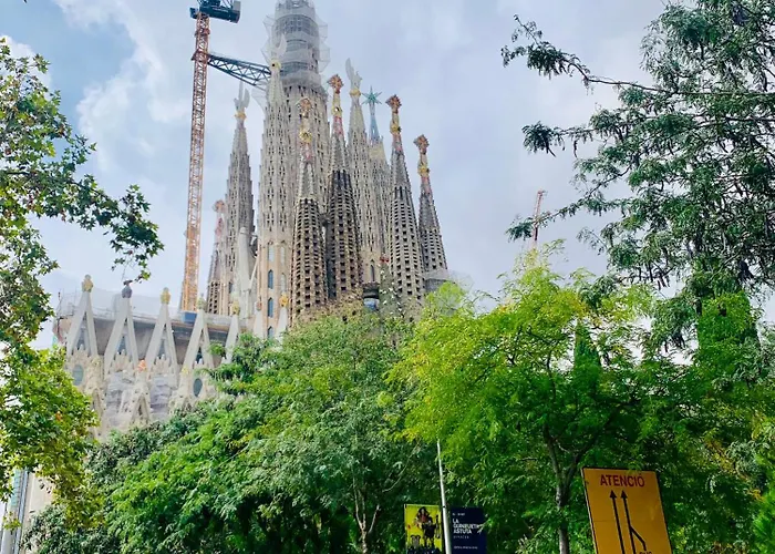 Апартаменты Basic Interior Sagrada Familia Excellent For Exploring Very Good Location Барселона