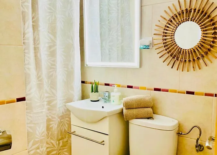 Апартаменты Basic Interior Sagrada Familia Excellent For Exploring Very Good Location Барселона